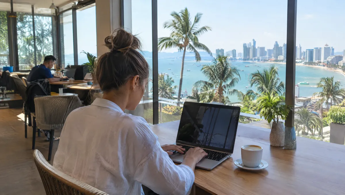 Working in Thailand: work permits, visas and remote work