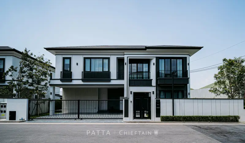 Chieftain by Patta