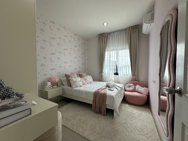 House 132 m², Townhouse near Phoenix school