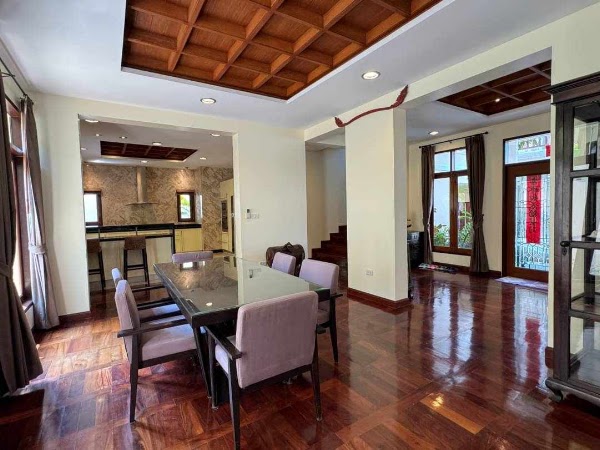 House 380 m², View Talay Marina