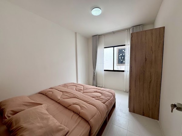 House 88 m², Townhouse in East