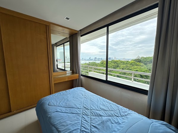 3 bedrooms 192 m², Royal Cliff Garden
