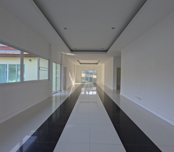 House 400 m², Baan Piam Mongkhon