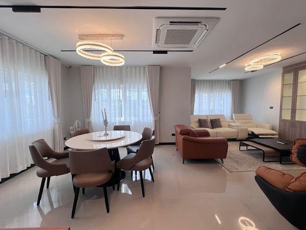 Дом 400 м², Toongklom Talman